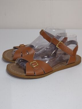 Salt Water Classic Tan - Women - size 7